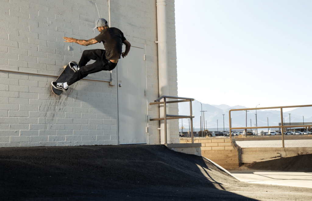 Ace Trucks | El Paso To Fakie - Vague
