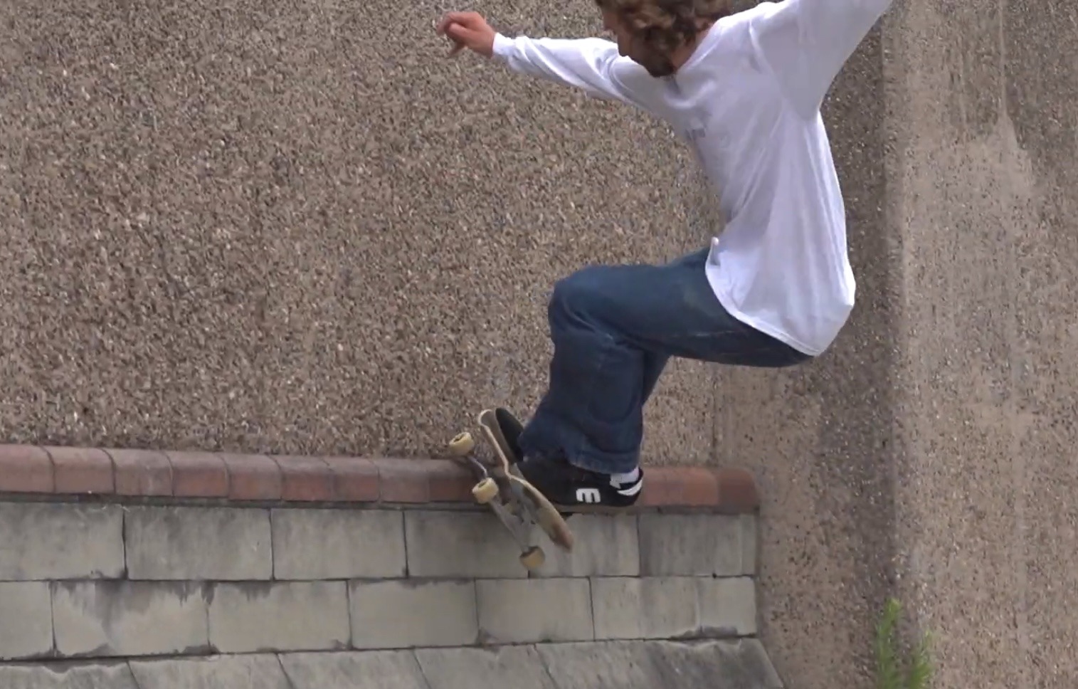 Microdose 1 Liverpool Clown Skateboards Vague